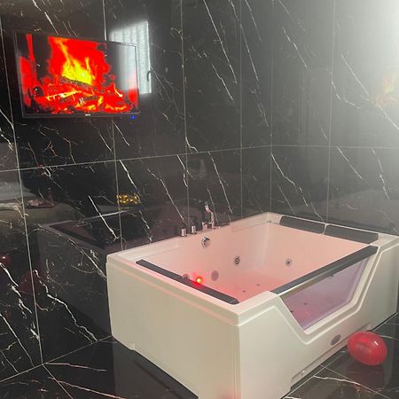 Life Hotel Casalnuovo Di Napoli Extérieur photo